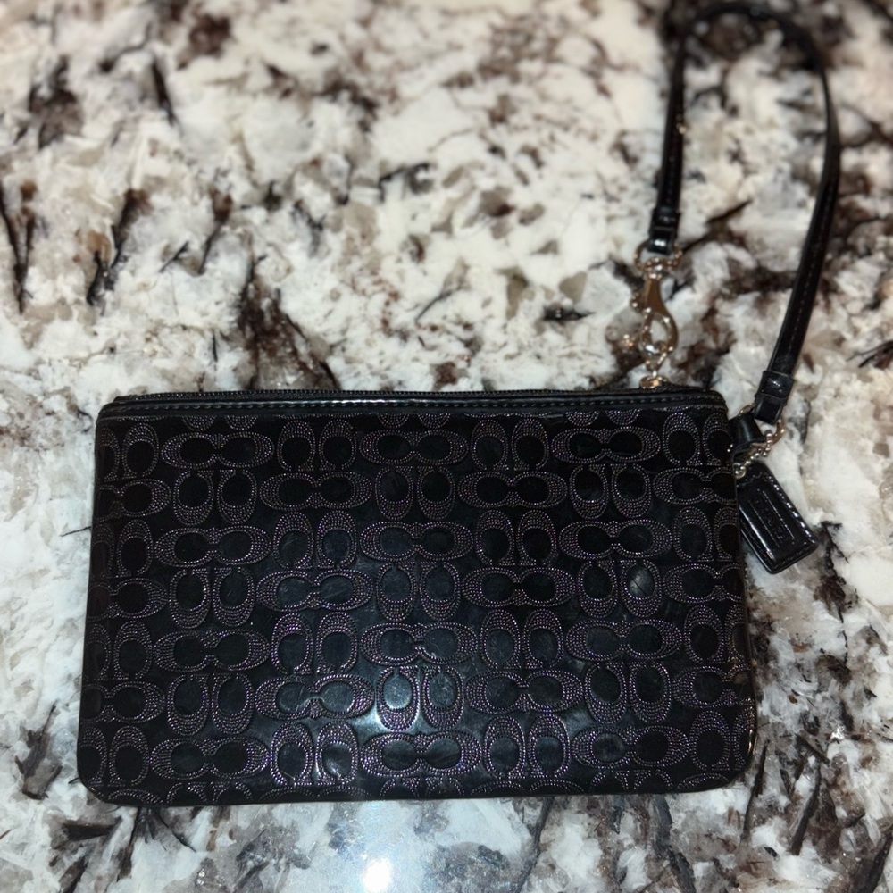 COACH Wallet Black Gloss Perforated Leather Medium Wristlet - Picture 5 of 6